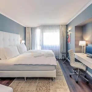 Mercure Raphael Viena