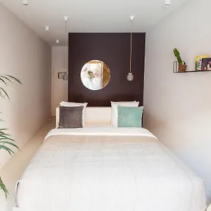 Latroupe Jardin Secret 3*, Bruxelas Bélgica