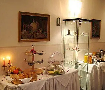 וינה Hotel Pension Lumes - Self Check In 4*,